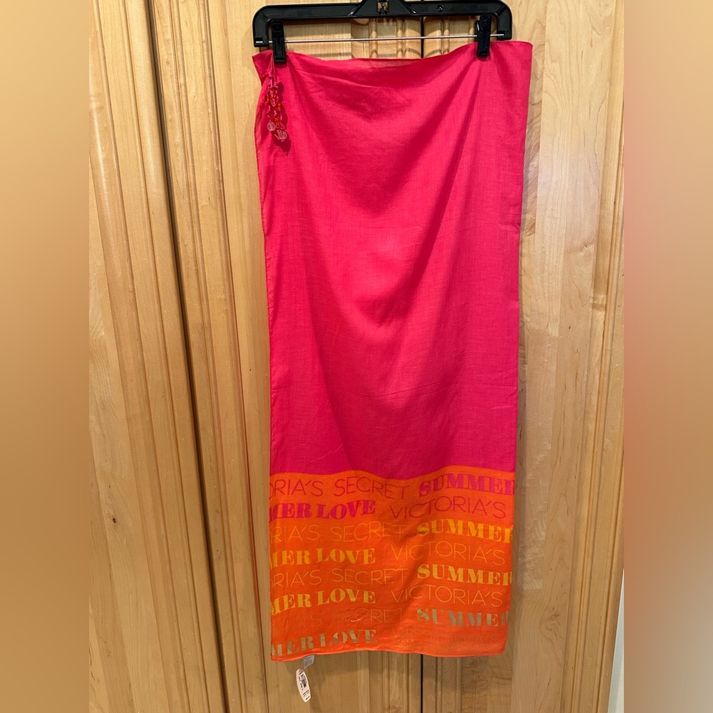 Victoria’s Secret one size Pink and Orange Beach Wrap/Sarong